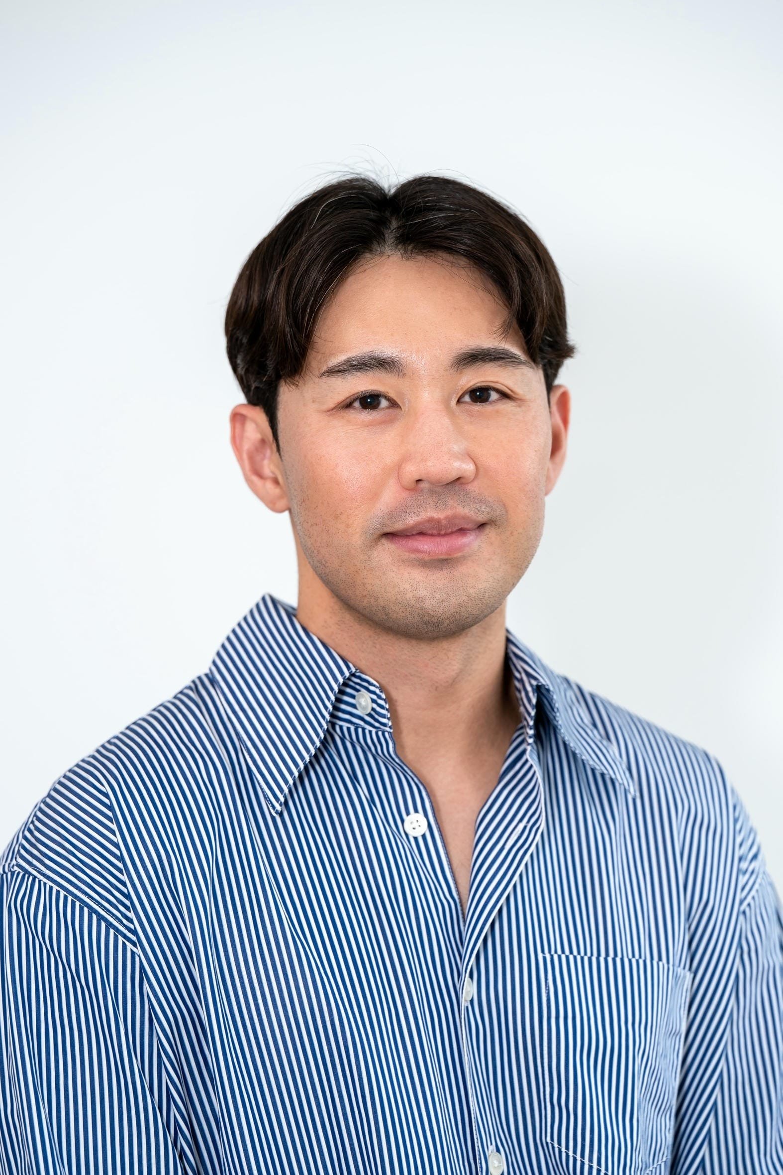 RG_Picture_-_Jason_2-min Dr. Jason Hwang: Family Dentist in Fonthill, ON | Team Smile Dentistry Office